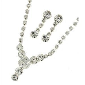 GIRLS RHINESTONE NECKLACE & EARRING SET